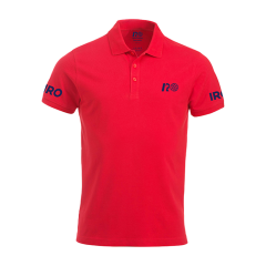 Frontansicht rotes Polo Herren mit blauem IRO Logo auf der linken Brust und IRO-Schriftzug an beiden Ärmeln