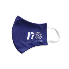 Gefaltete blaue Maske mit weißen Schleifen, IRO Logo auf der linken Hälfte